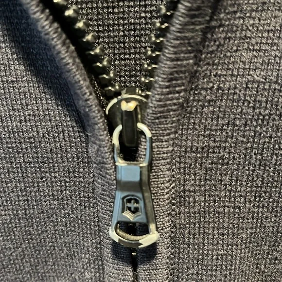 XXL Sweater/Jacket Victorinox - Picture 7 of 8